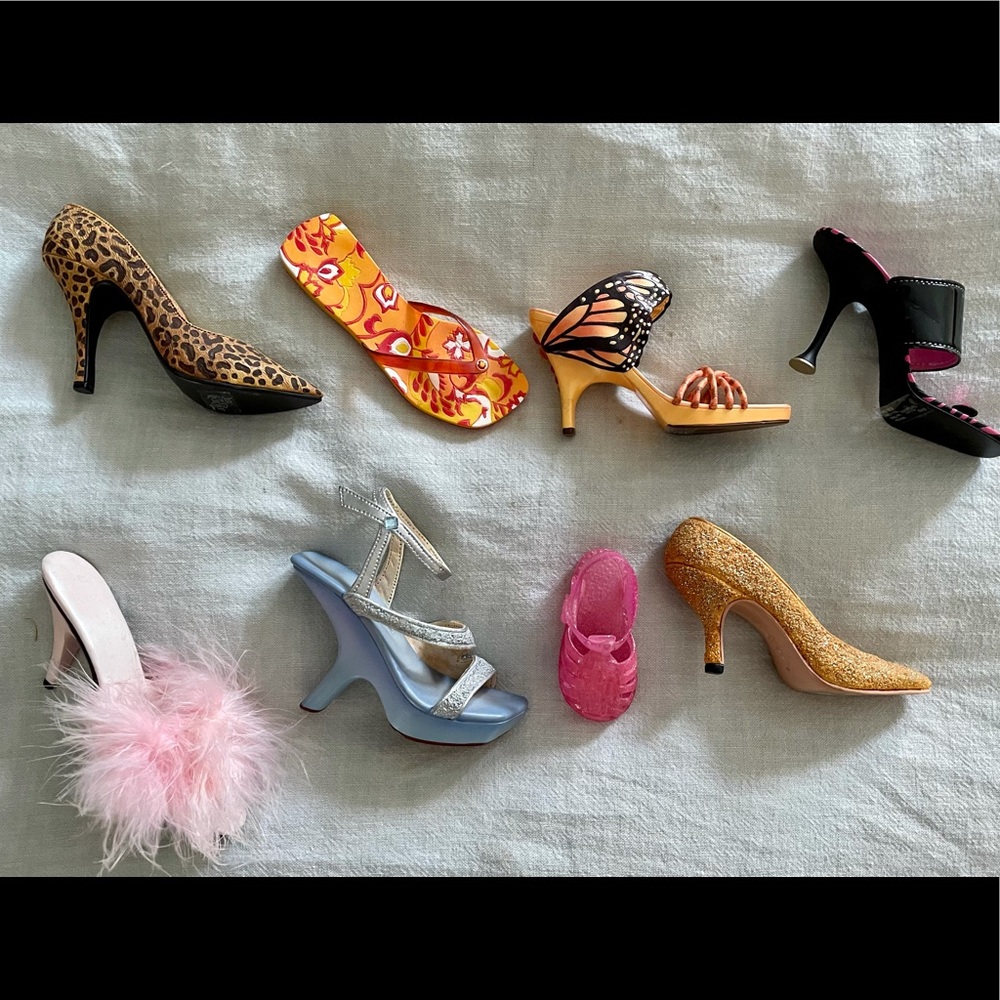 Just the Right Shoe Miniatures
